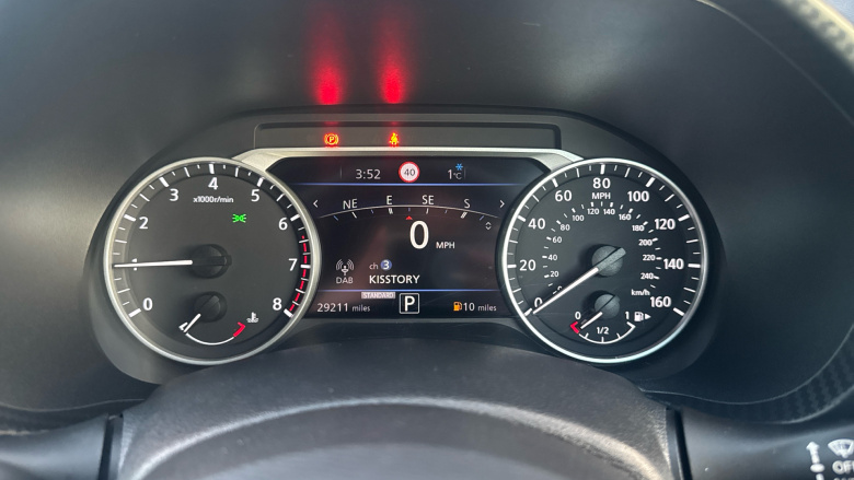 Nissan Juke 1.0 DiG-T 114 N-Connecta 5dr DCT Petrol Hatchback